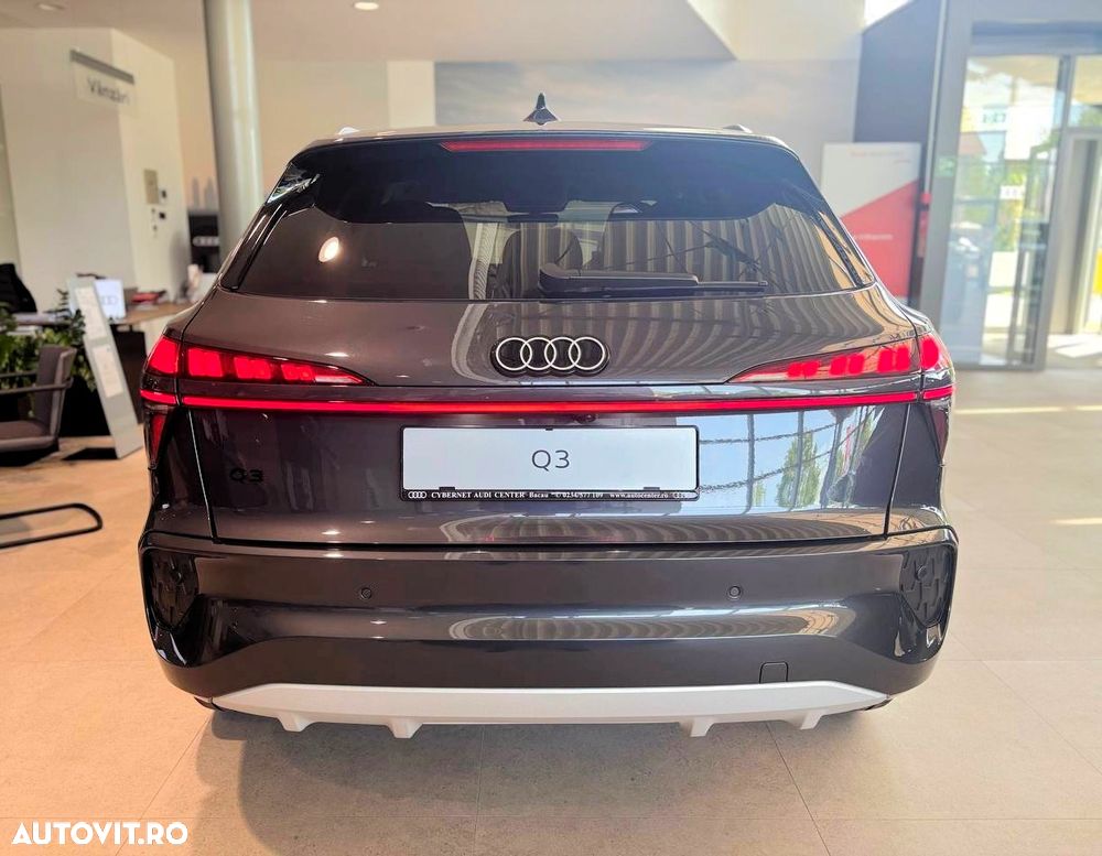 Audi Q3 2.0 35 TDI S tronic - 4