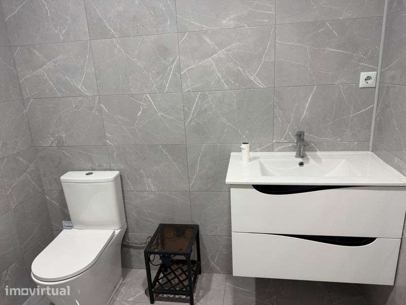 Apartamento T1 para Venda - Grande imagem: 4/8