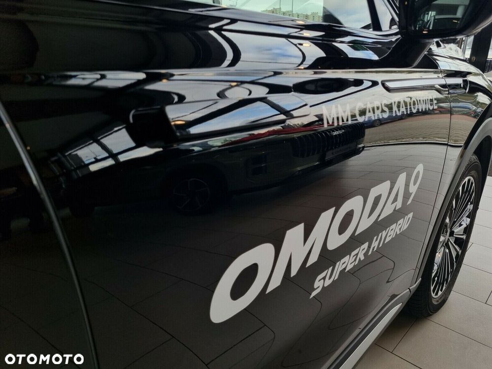 Omoda 9 1.5 Super Hybrid Exclusive AWD - 26