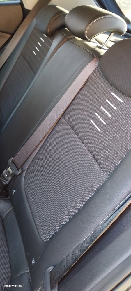 Kia Stonic 1.2 Move - 13