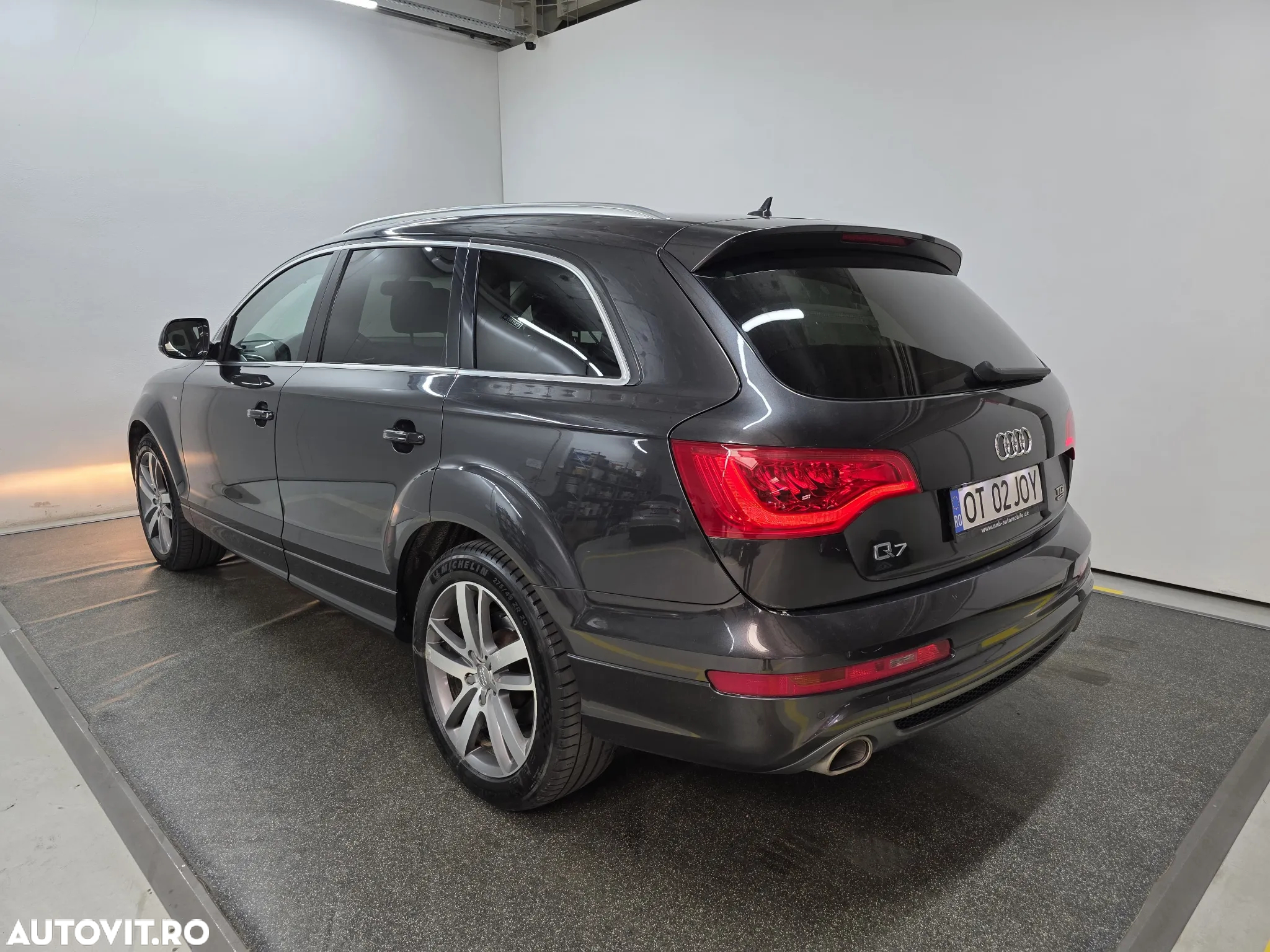 Audi Q7 3.0 TDI Quattro Tip - 4