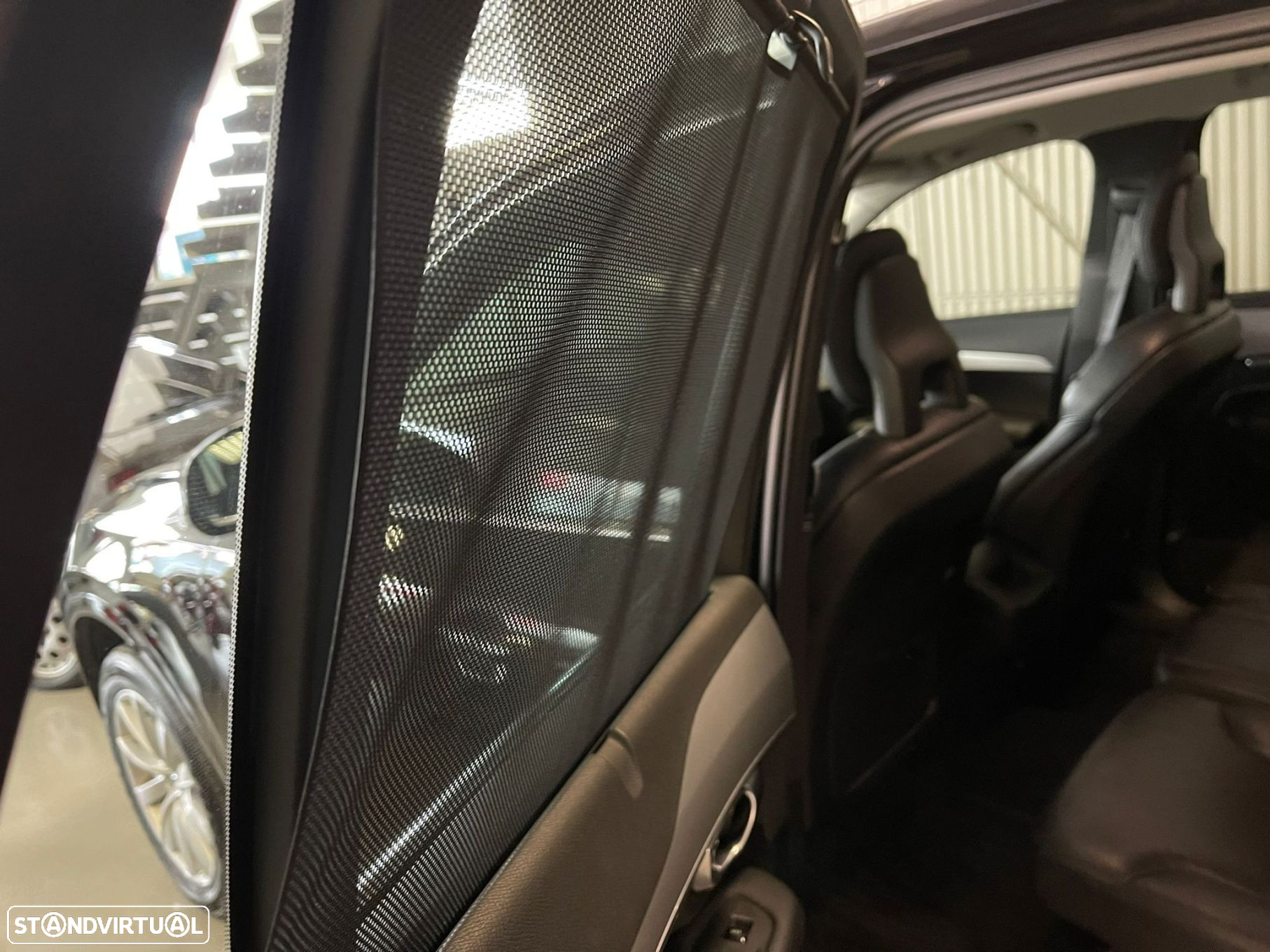 Volvo XC 90 2.0 D4 Momentum - 27