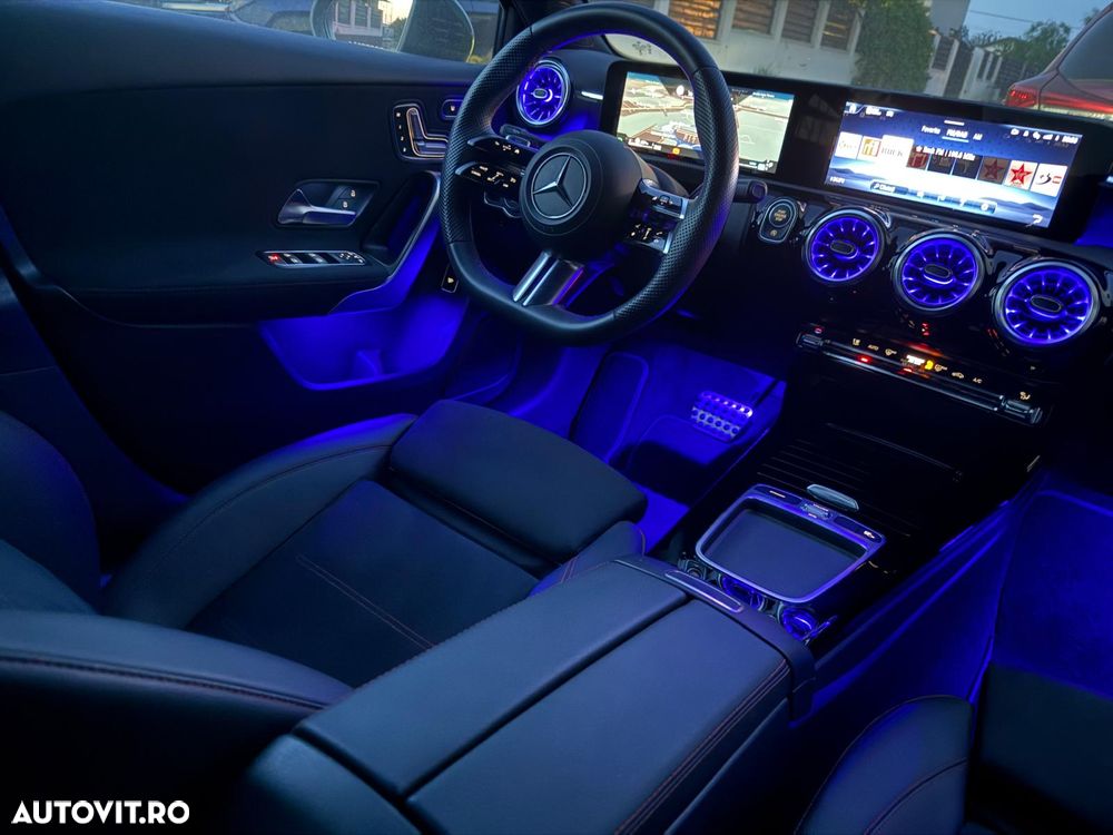 Mercedes-Benz A 200 Sedan 7G-DCT AMG Line - 19
