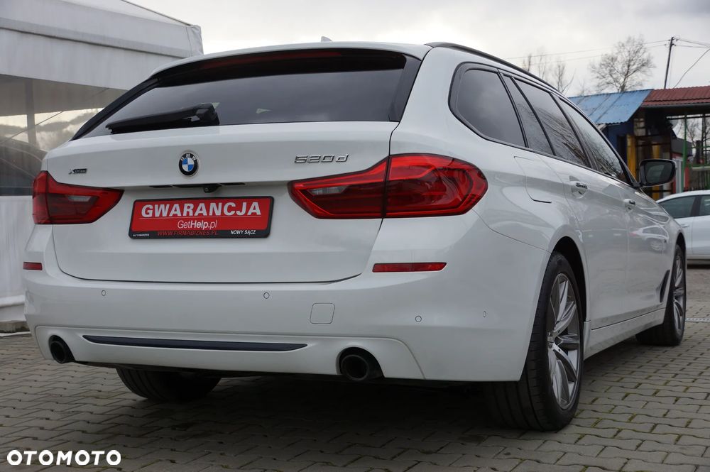 BMW Seria 5 520d xDrive Sport Line - 9