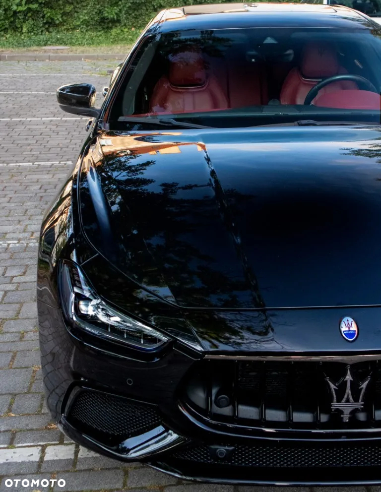 Maserati Ghibli GranSport - 9