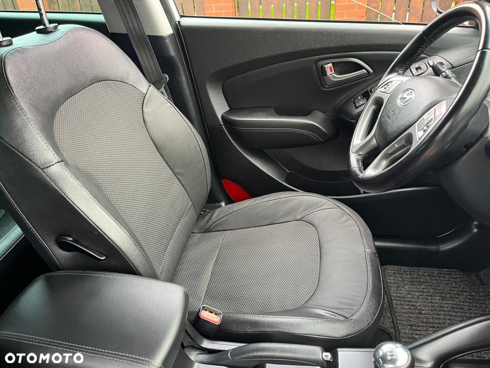 Hyundai ix35 1.6 GDI Premium 2WD - 18
