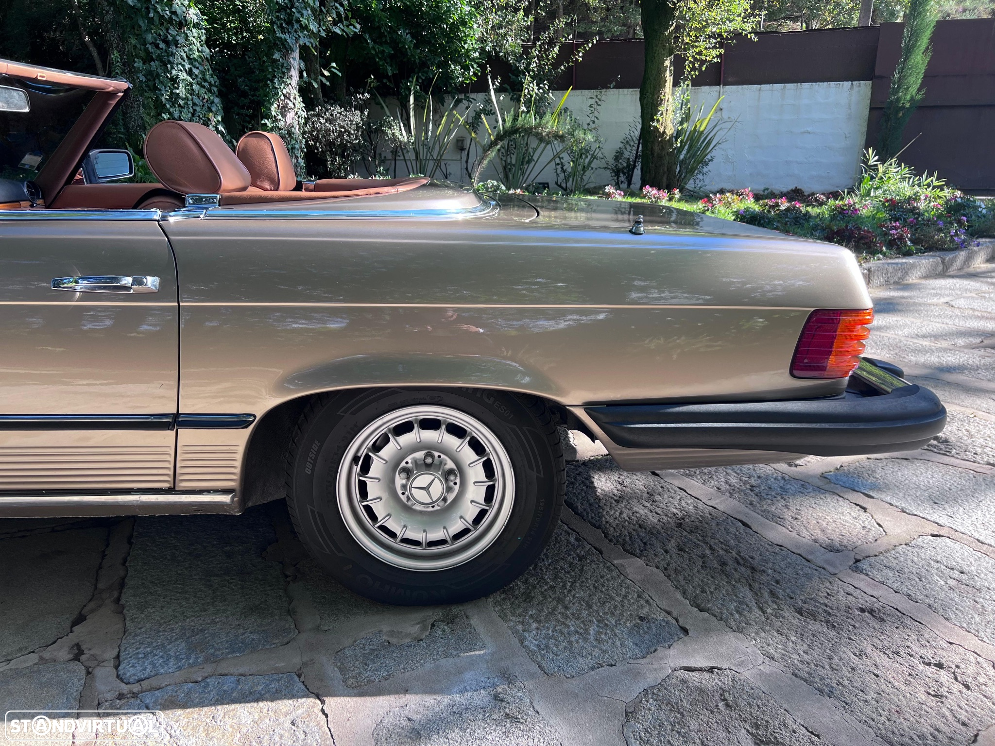 Mercedes-Benz SL 380 - 6