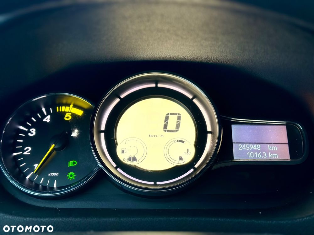 Renault Megane 1.5 dCi Energy Limited - 9