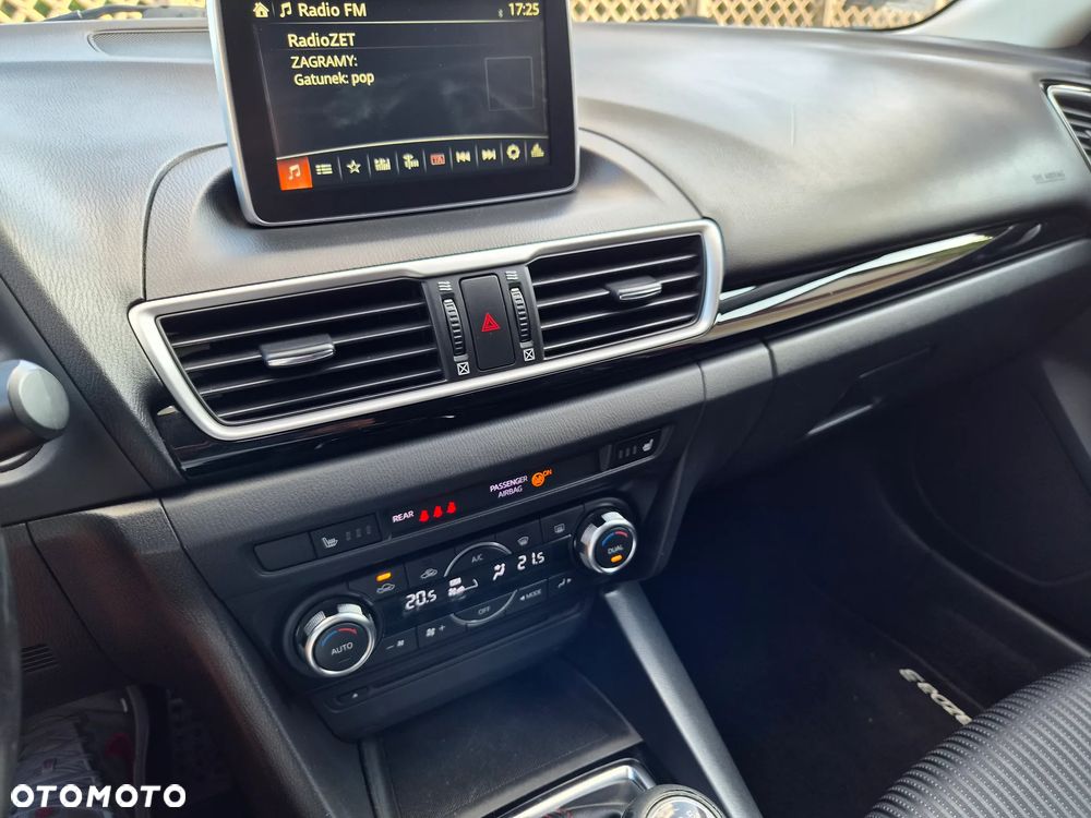 Mazda 3 - 12
