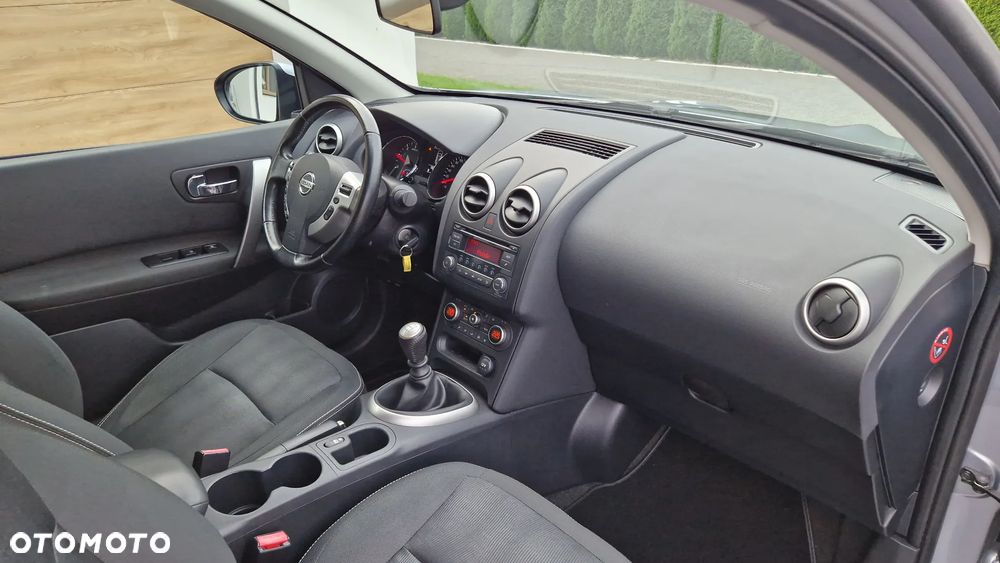 Nissan Qashqai 1.6 dCi DPF tekna - 13