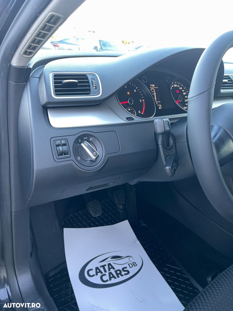 Volkswagen Passat 2.0 TDI BlueMotion Tehnology Comfortline - 33