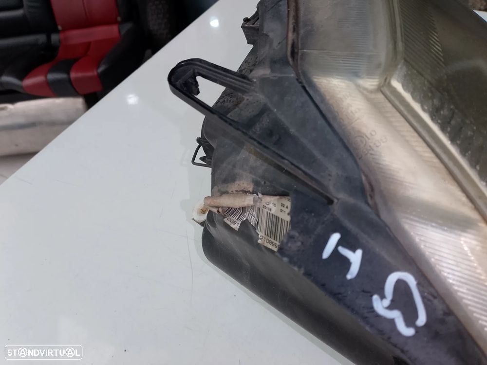 FAROL ESQUERDO CITROEN C3 I 02- / 9647214280 APOIO PARTIDO - 2
