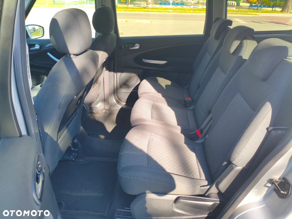 Ford Galaxy 2.0 TDCi Ghia - 10
