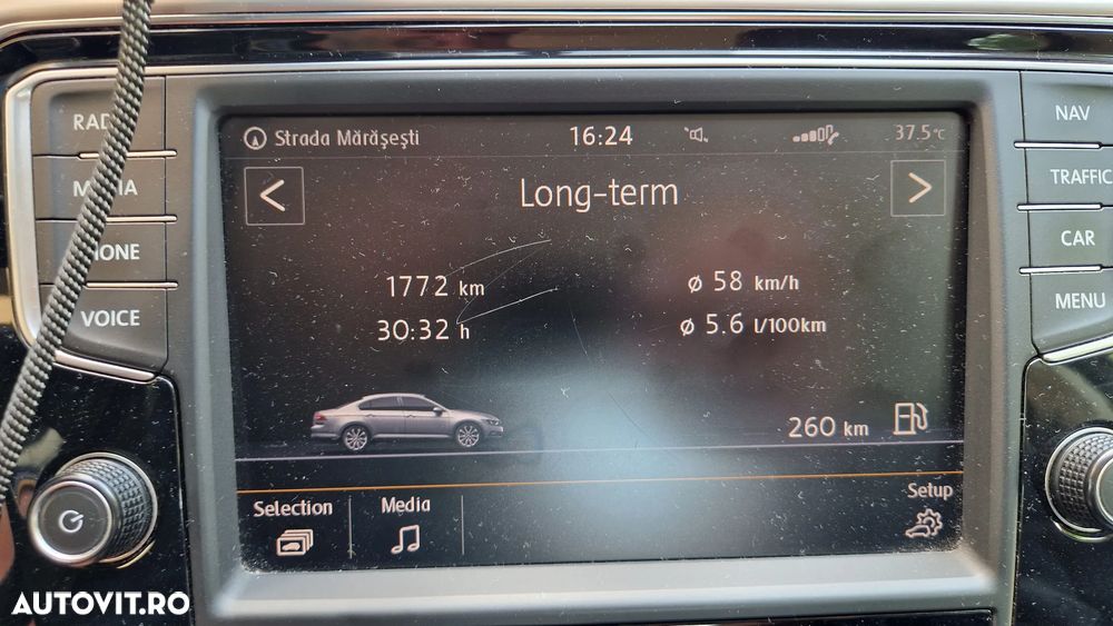 Volkswagen Passat 1.6 TDI SCR DSG Comfortline - 13