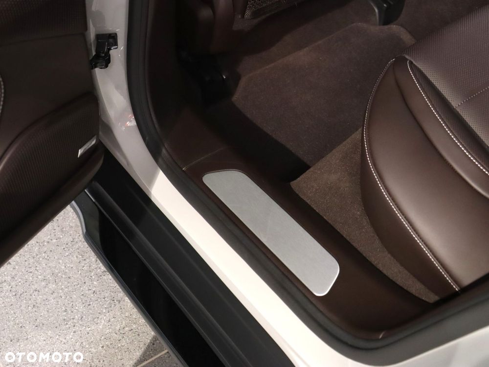 Porsche Panamera 4S E-Hybrid PHEV - 33