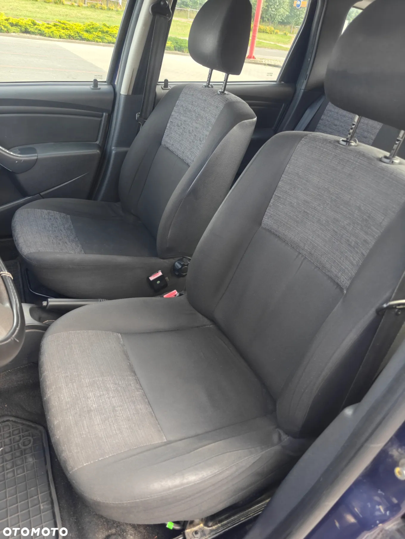 Dacia Duster 1.6 - 11