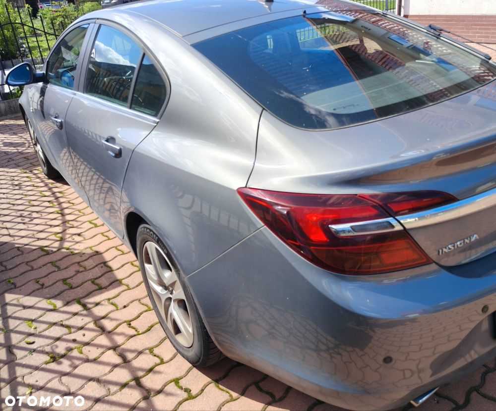 Opel Insignia - 1