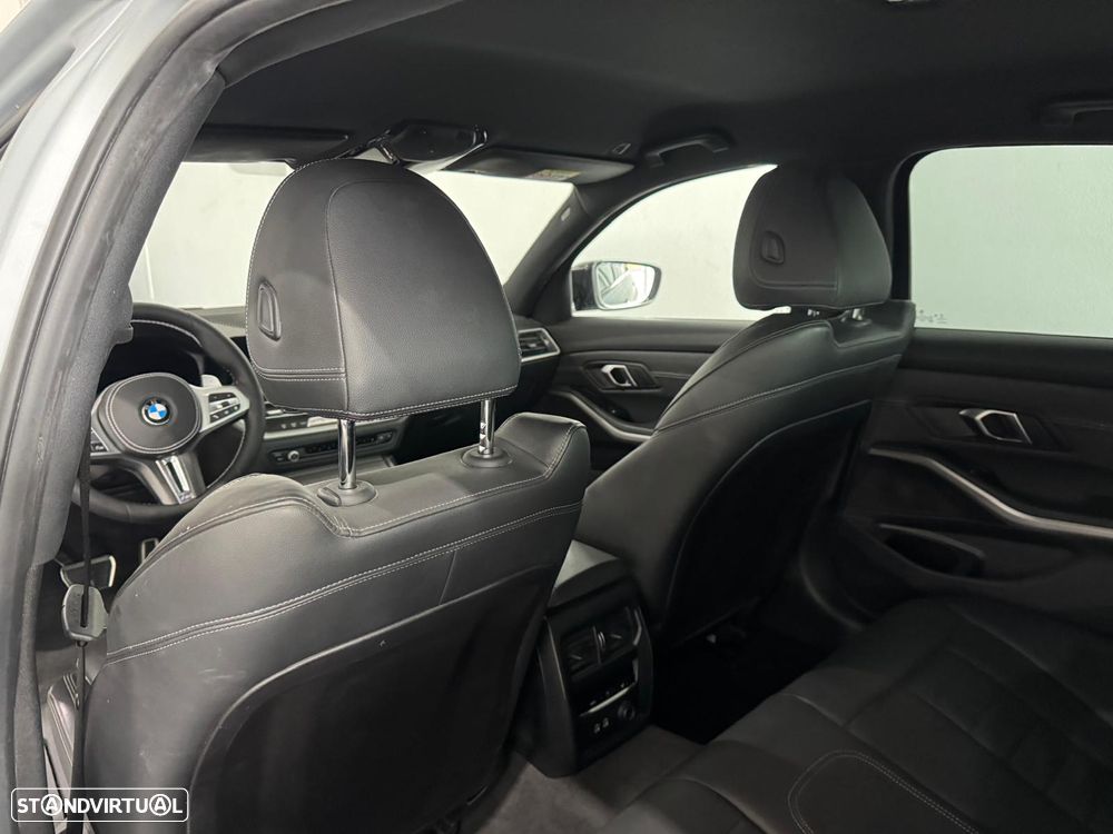 BMW 330 e Pack M Auto - 11
