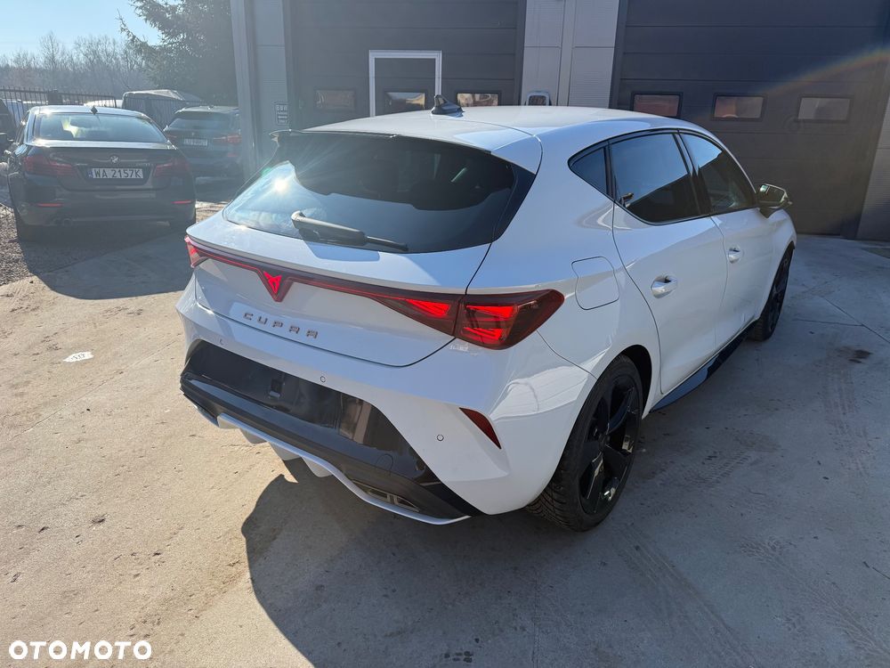 Cupra Leon 1.5 eTSI DSG - 6