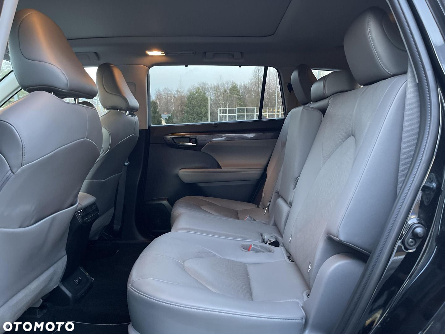 Toyota Highlander - 11