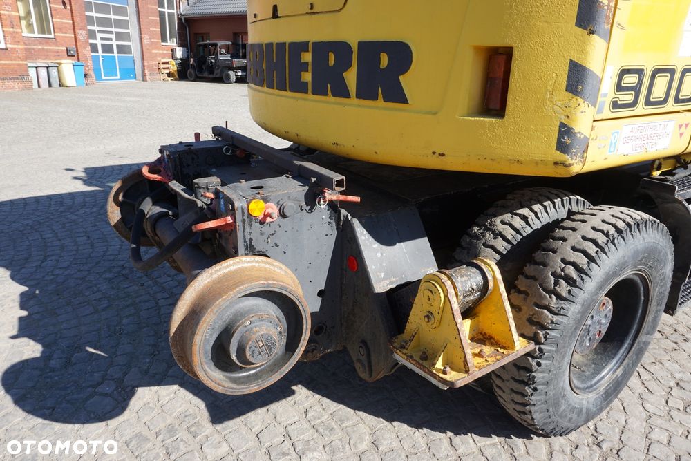Liebherr A900C ZW Koparka dwudrożna Kolejowa - 16