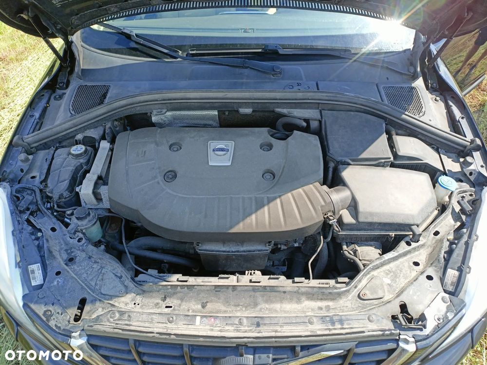 Volvo XC 60 D4 Geartronic Kinetic - 11