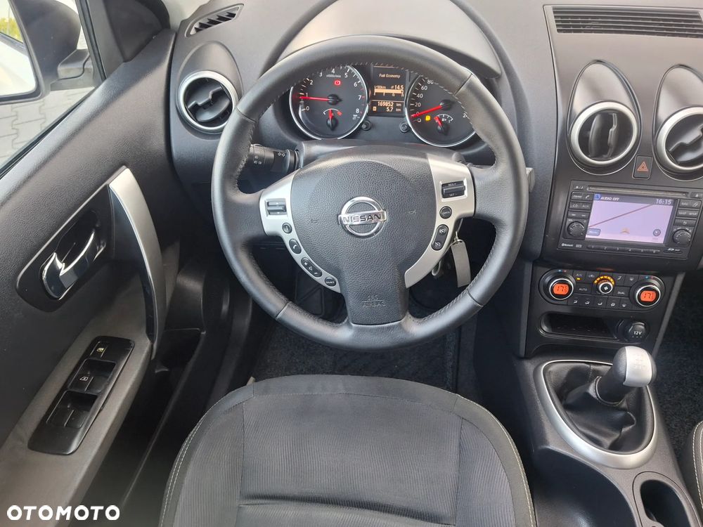 Nissan Qashqai 1.6 visia - 26