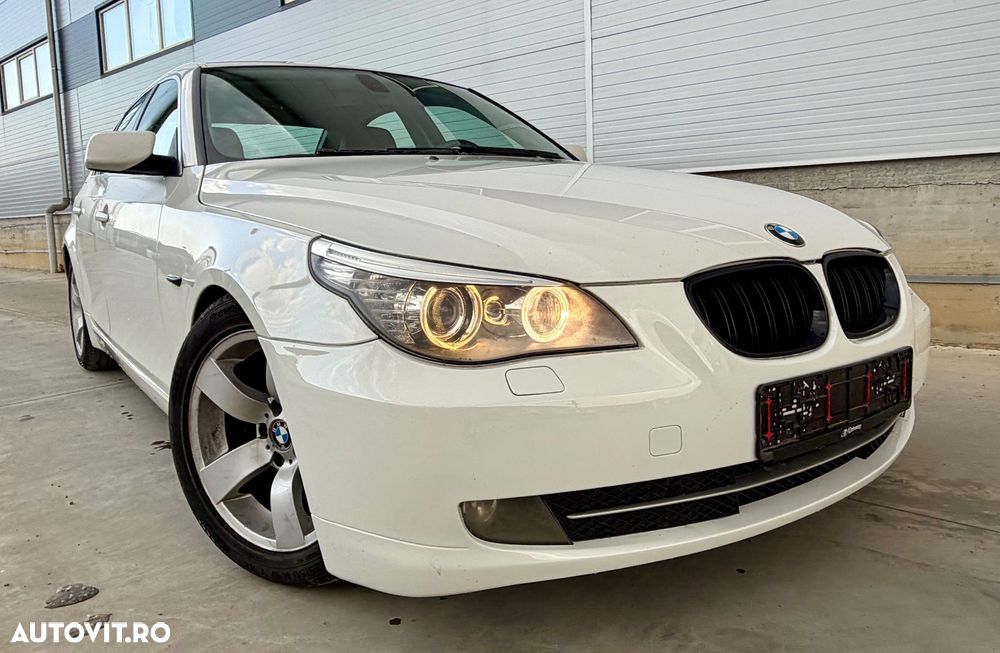 BMW Seria 5 520d Edition Exclusive - 1