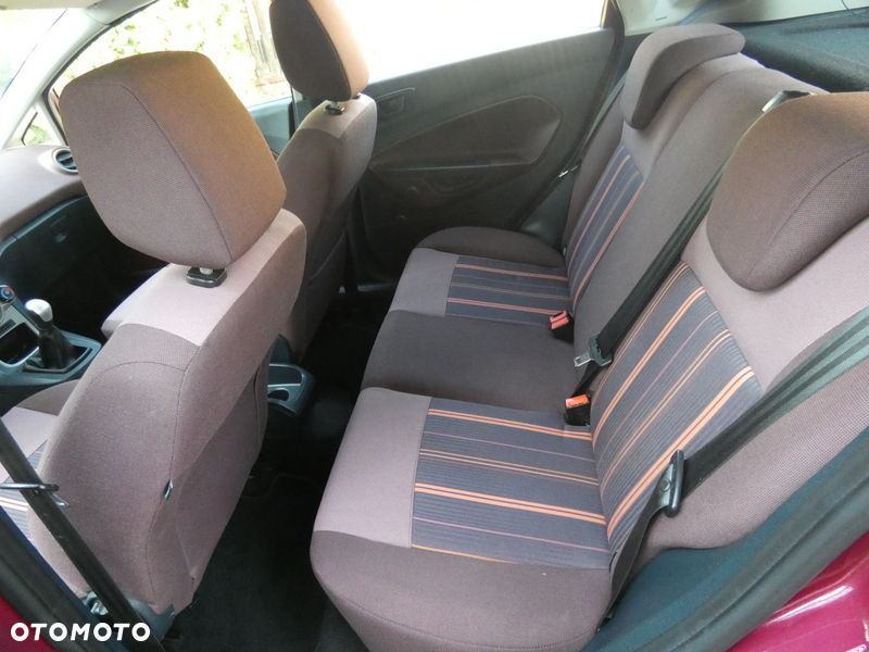 Ford Fiesta 1.25 Ghia EU5 - 23
