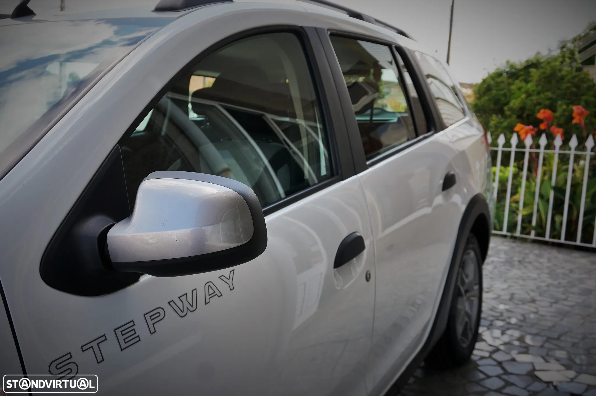 Dacia Logan MCV 0.9 TCe Stepway - 38