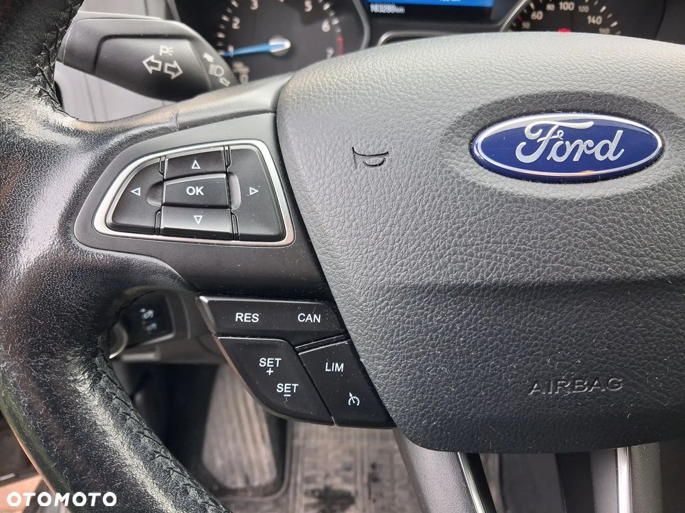 Ford Focus 1.5 EcoBoost Trend ASS - 25