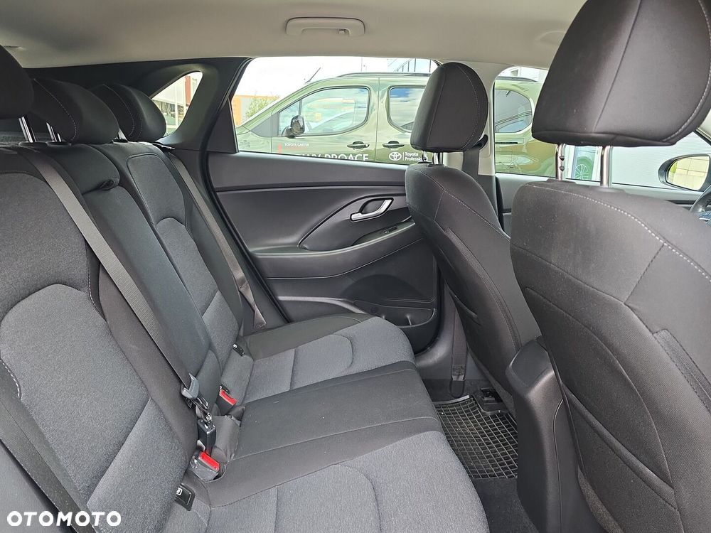 Hyundai i30 1.5 T-GDI 48V Smart - 15