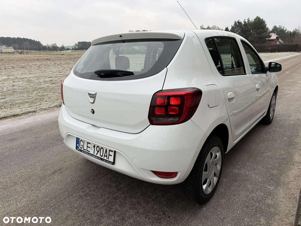 Dacia Sandero 1.2 16V Laureate - 4
