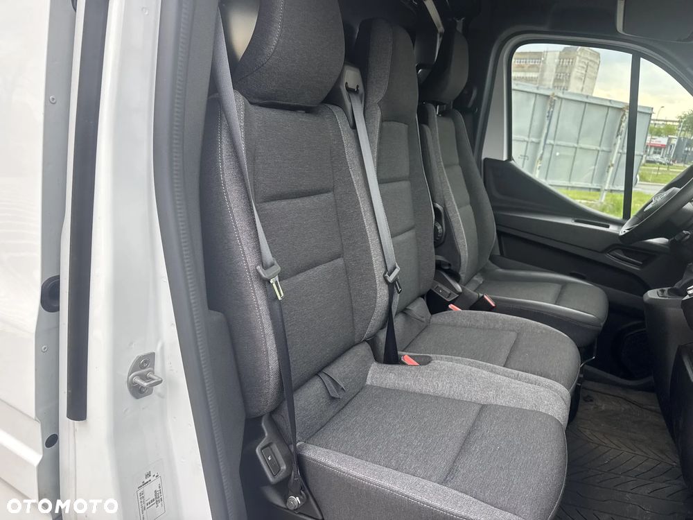 Nissan Interstar - 14