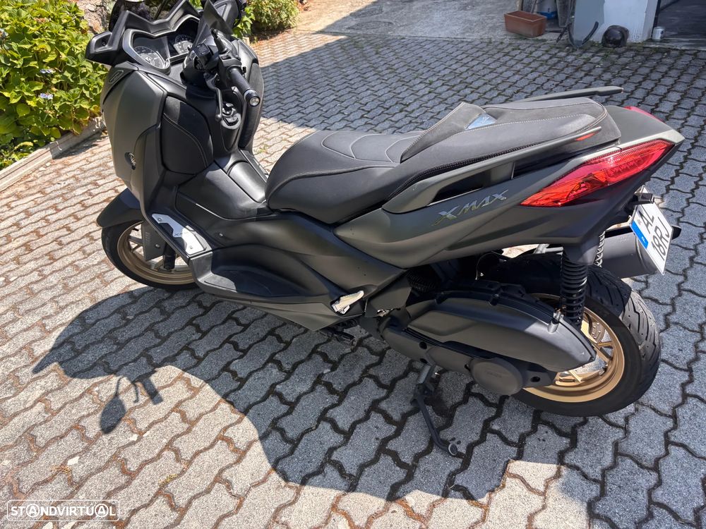 Yamaha X-Max Tech MAX - 1