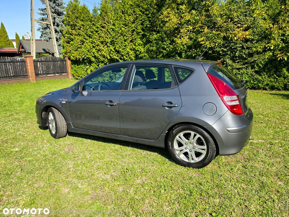 Hyundai i30 1.4 Comfort - 14