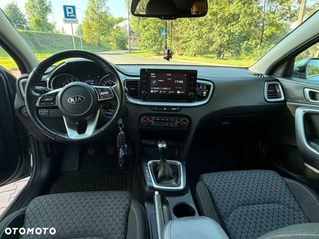 Kia Ceed - 7
