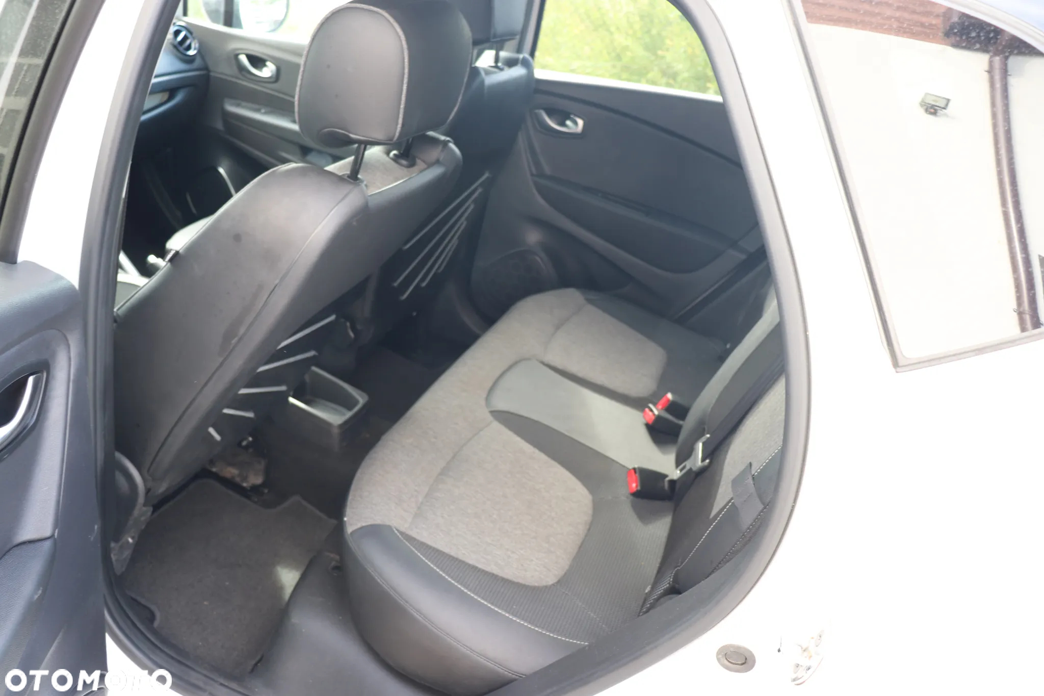 Renault Captur - 13