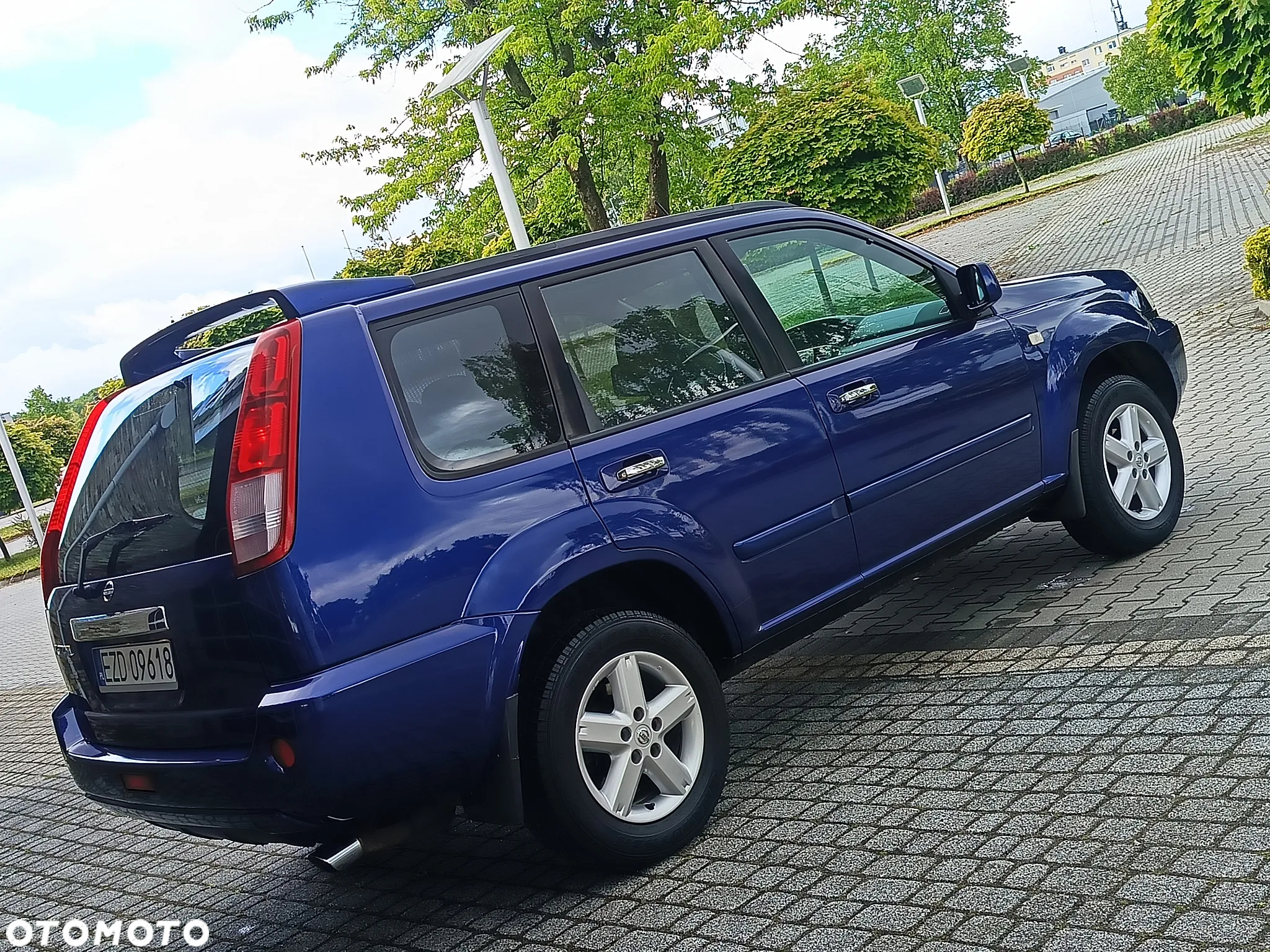Nissan X-Trail 2.0 4x4 XE - 17