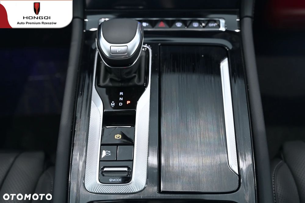 Hongqi H5 2.0T Deluxe - 18