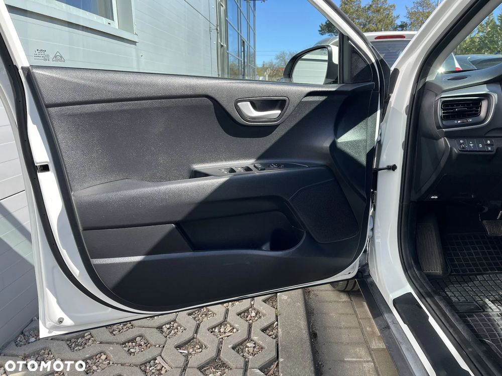 Kia Stonic 1.0 T-GDI M DCT - 10