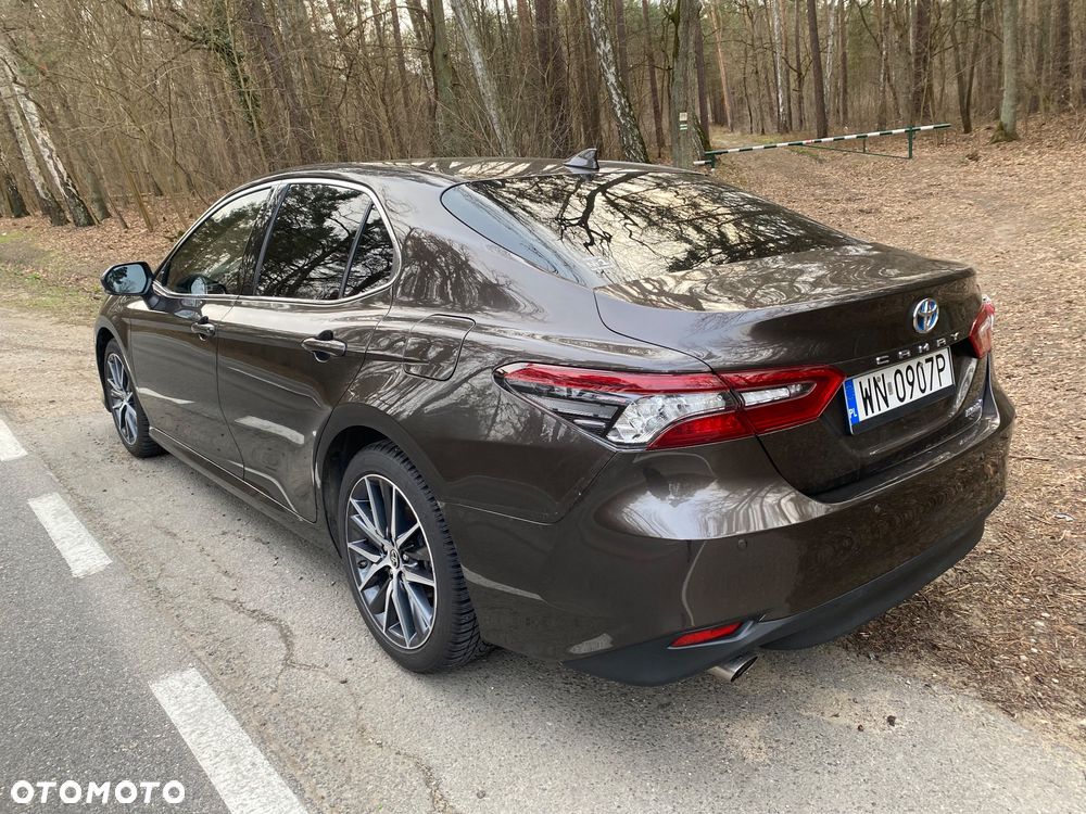 Toyota Camry 2.5 Hybrid Executive CVT - 3