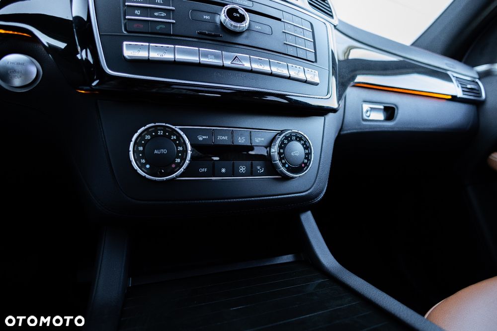 Mercedes-Benz GLS 350 d 4-Matic - 31
