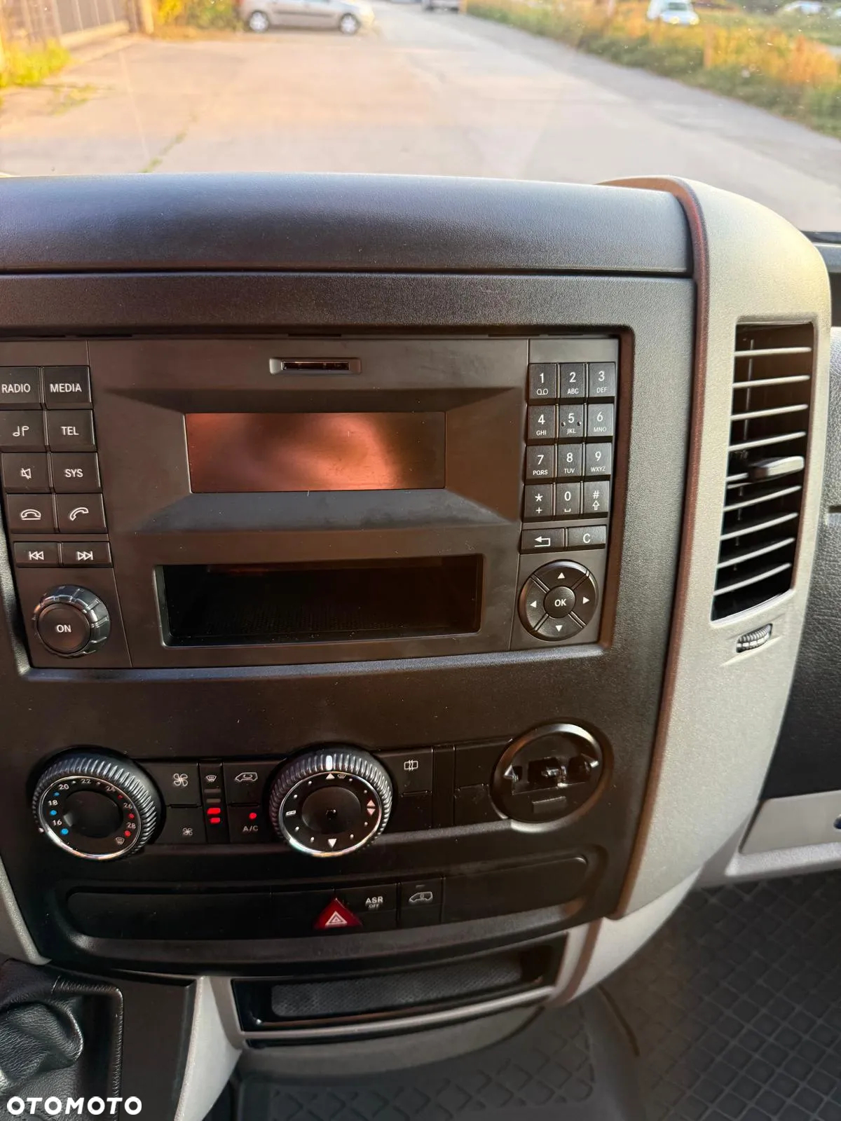 Mercedes-Benz Sprinter 319, 3.0 190KM, Automat, Niski przebieg - 22