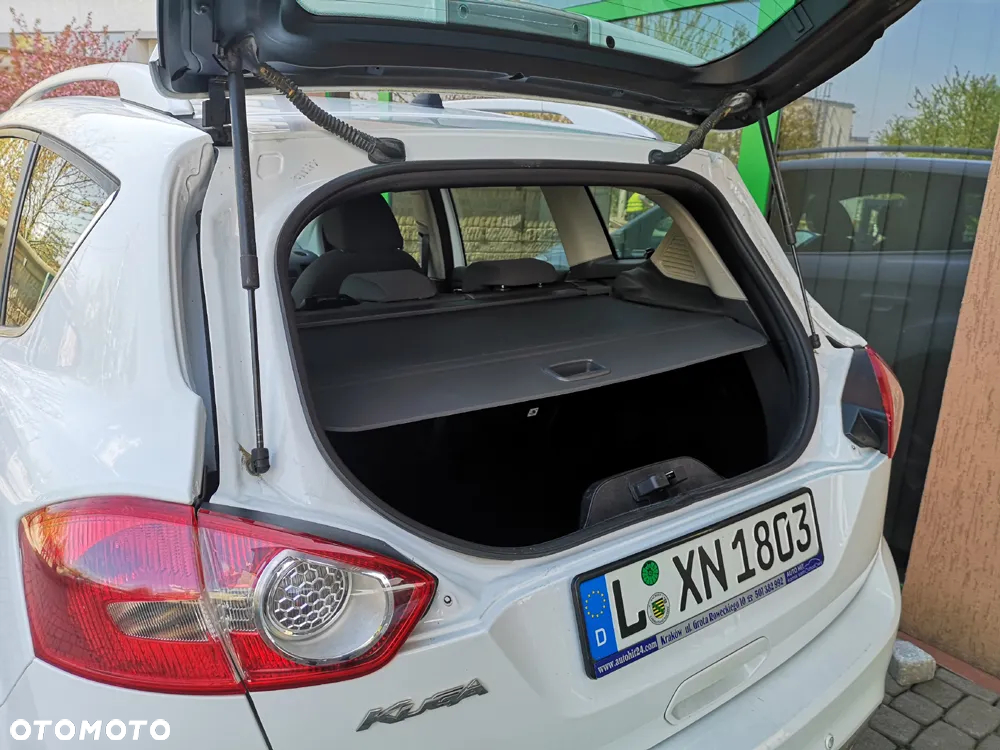 Ford Kuga 2.0 TDCi 2x4 Trend - 11