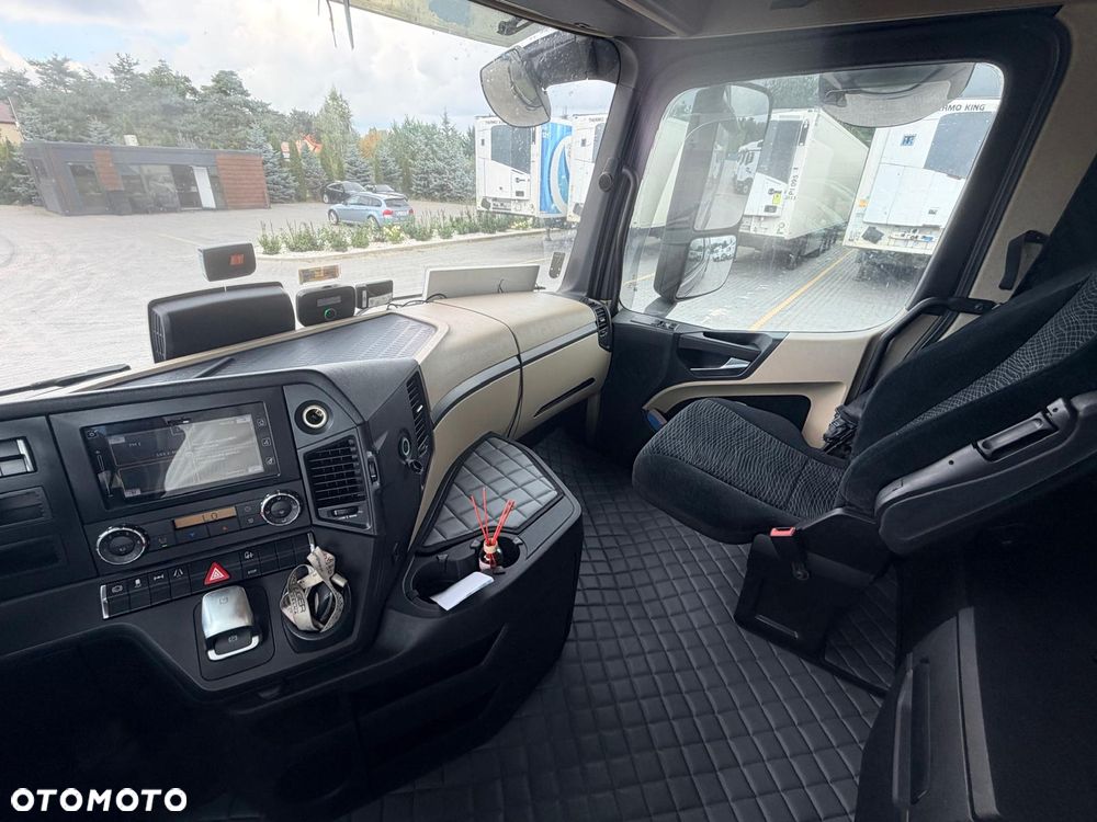 Mercedes-Benz ACTROS 1851 - 14