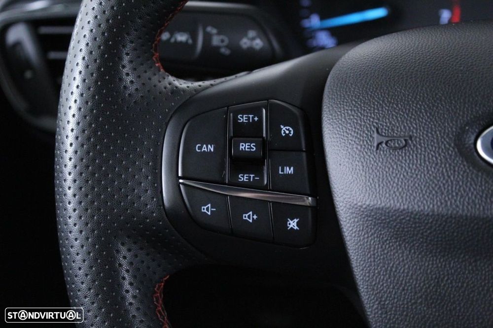 Ford Fiesta 1.0 EcoBoost ST-Line - 23