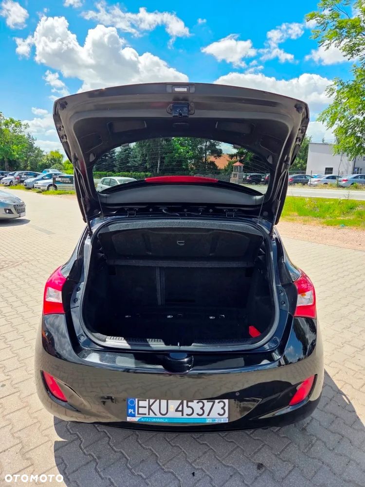 Hyundai i30 1.6 GDI Comfort - 12
