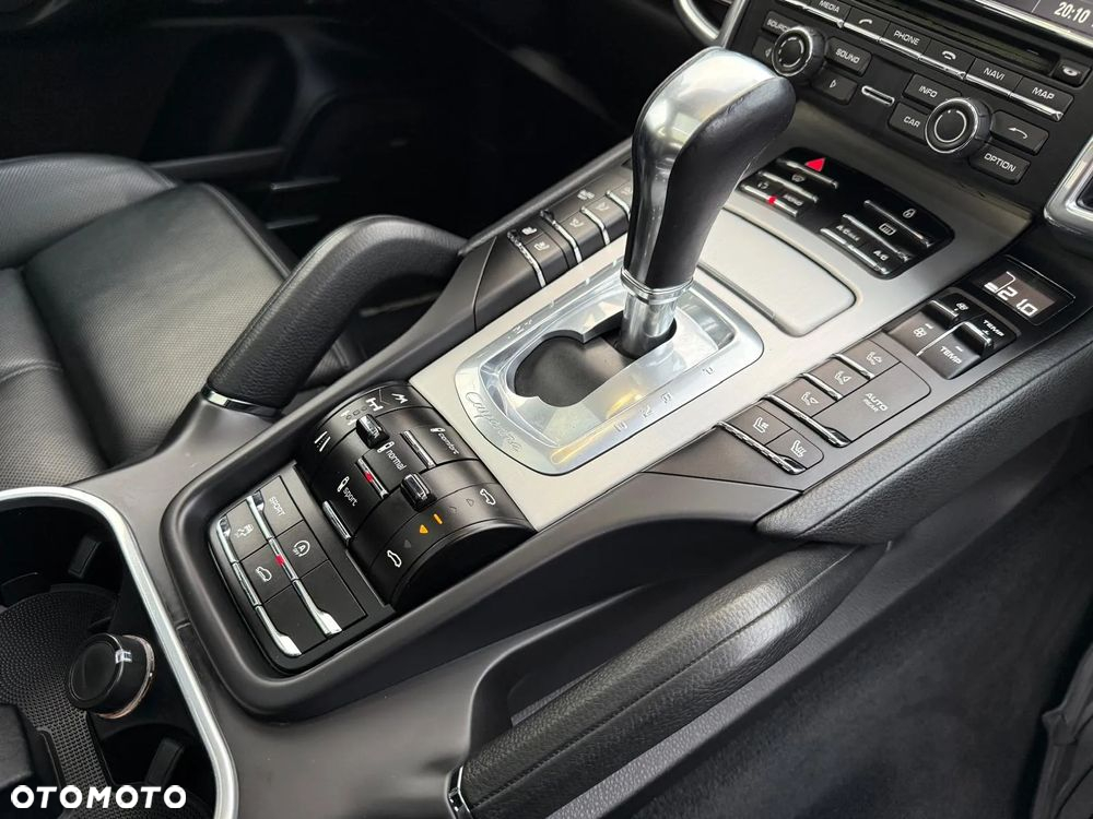 Porsche Cayenne S Tiptronic S - 17