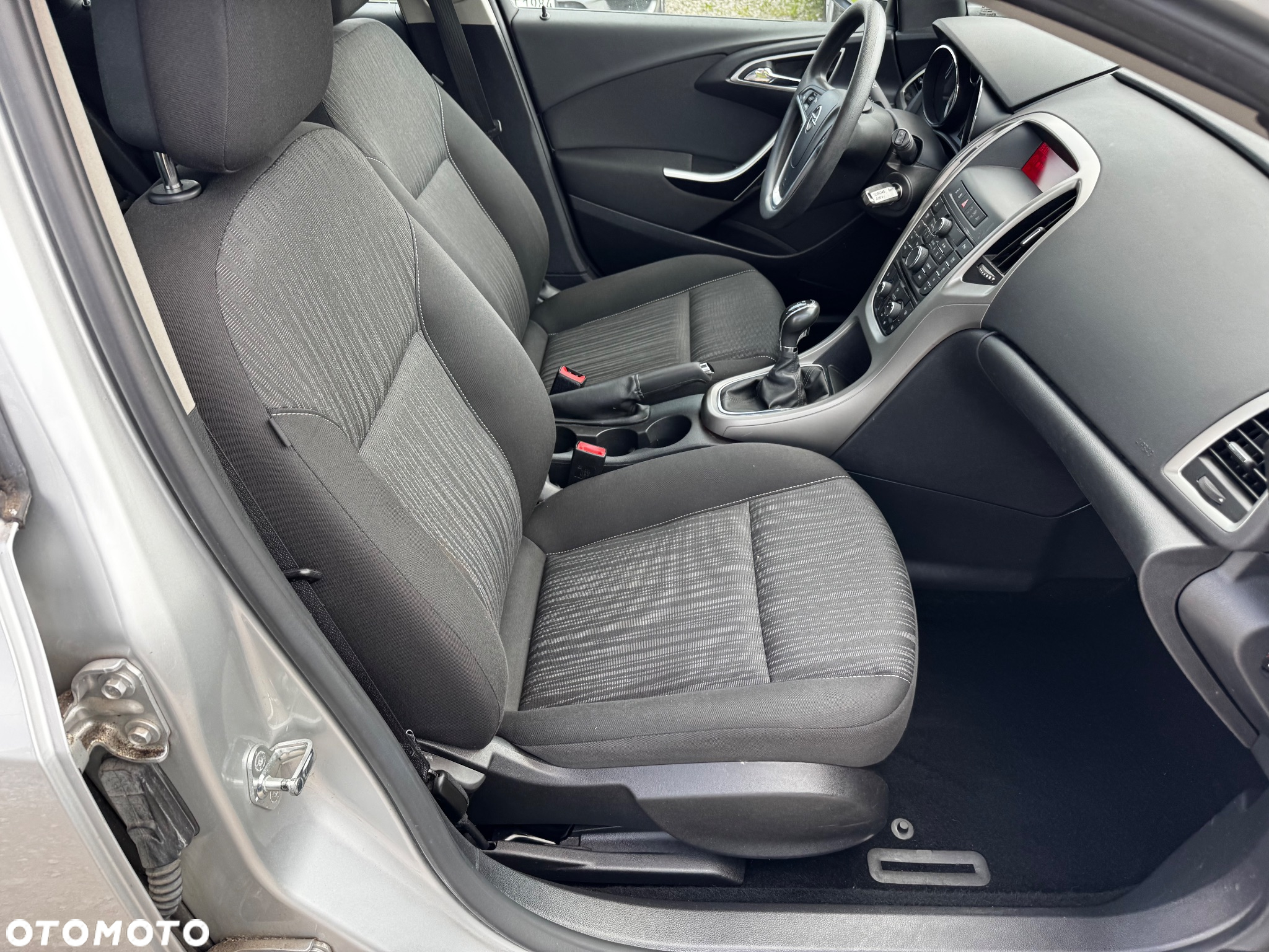 Opel Astra 1.4 Turbo Active - 29